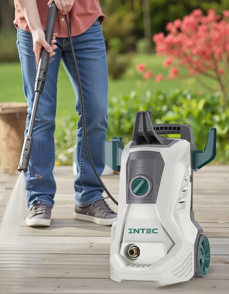 High pressure washer